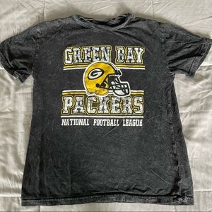 NFL team apparel youth medium Packers t-shirt